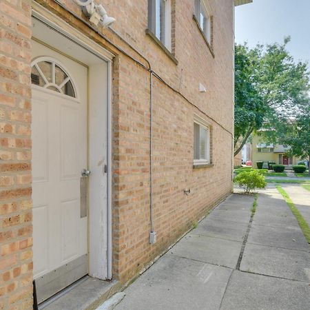 Convenient Skokie Condo - Walk To Train! Exterior photo